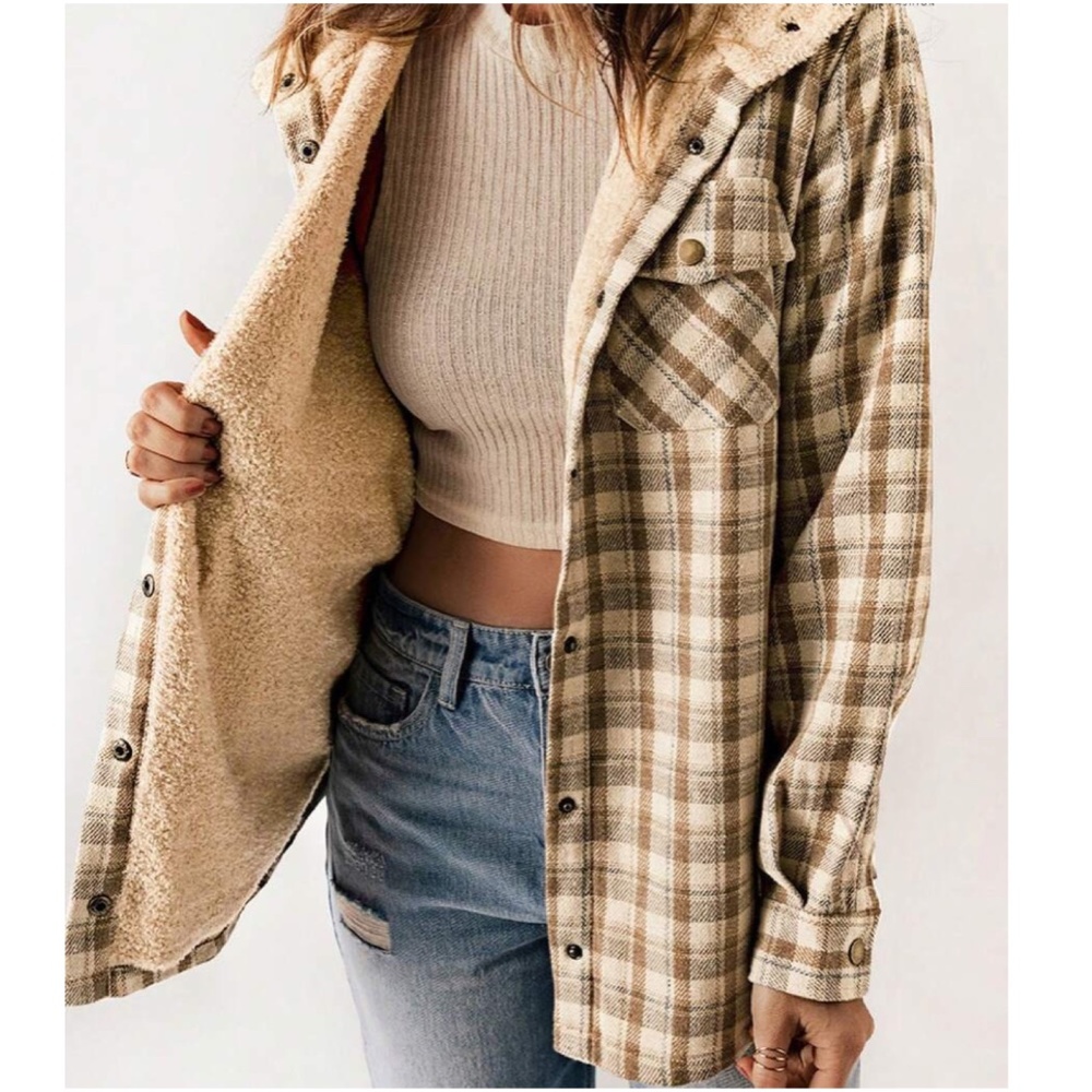 Cozy Plaid Print Teddy Lined Button Jacket Shacket - Picture 8 of 11
